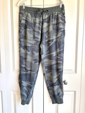 Splendid Camo Jogger Pants – Women's Large | Utility Streetwear Athleisure